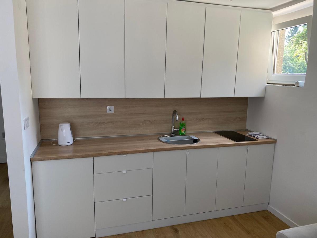 Mia Apartman Visoko Buitenkant foto