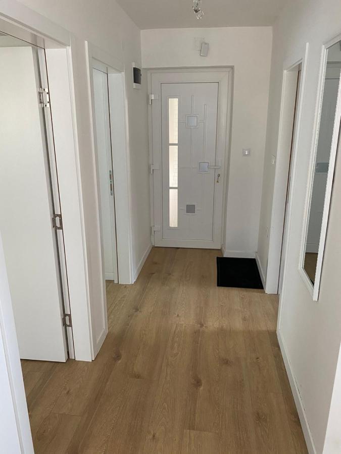 Mia Apartman Visoko Buitenkant foto